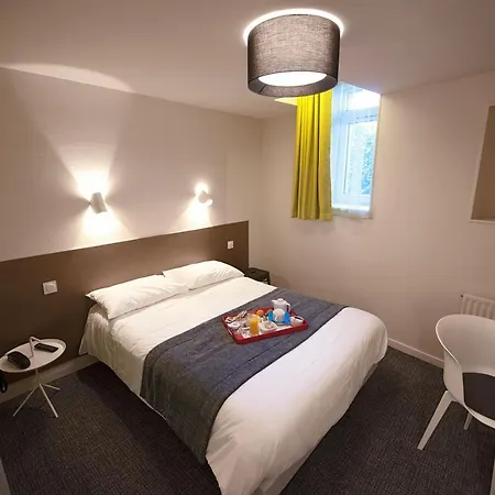 Du Port Hotel 2*